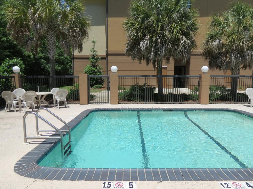 Comfort Suites Mobile West Tillmans Corner Exterior photo